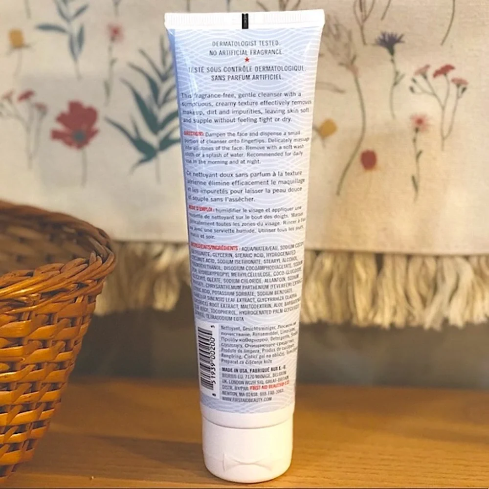 NWT First Aid Beauty Pure Skin Face Cleanser - 5.0 ounces